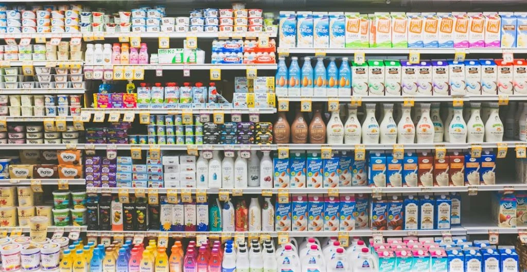 Сир, сметана і не тільки: які продукти найчастіше фальсифікують в Україні