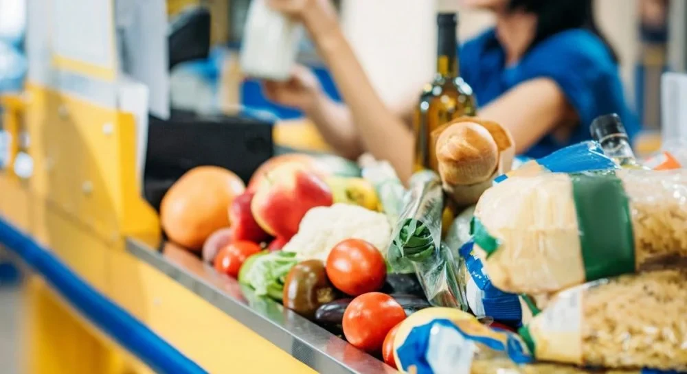 Продуктовий кошик у Львові дешевший, ніж у Києві: різниця перевищила 23 грн