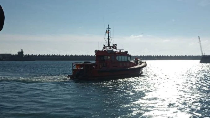 Із порту Констанца вийшло рятувальне судно для операції біля морської платформи